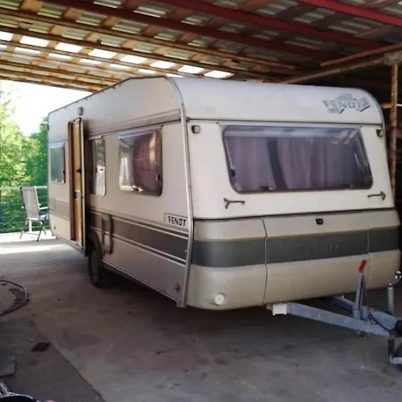 Urlaub Auf Dem Bauernhof مكان تخييم